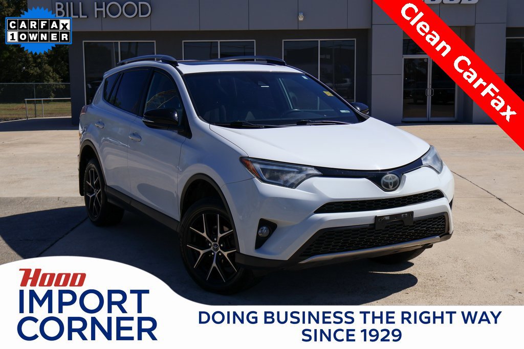 Used 2017 Toyota RAV4 SE