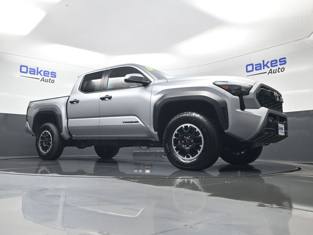 Used 2025 Toyota Tacoma TRD Off-Road image 38