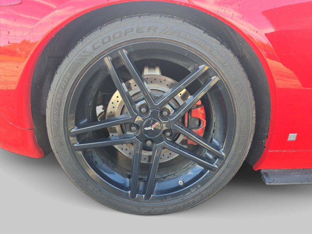 Used 2006 Chevrolet Corvette Convertible w/ Preferred Equipment Group RWD image 28