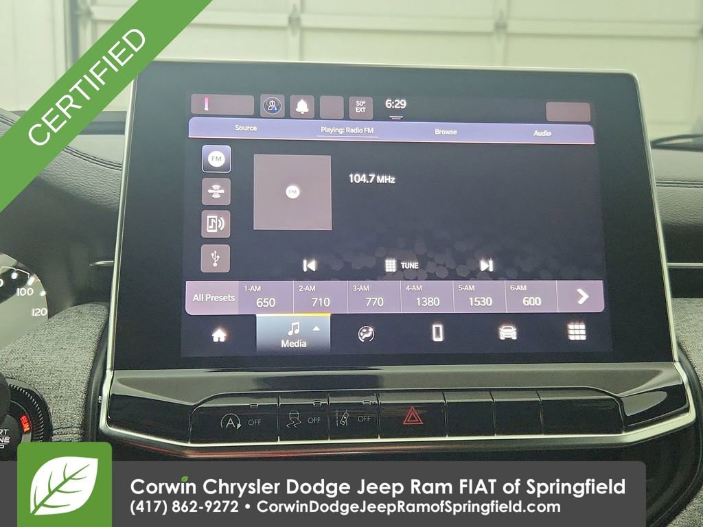 Certified 2024 Jeep Compass Latitude image 24