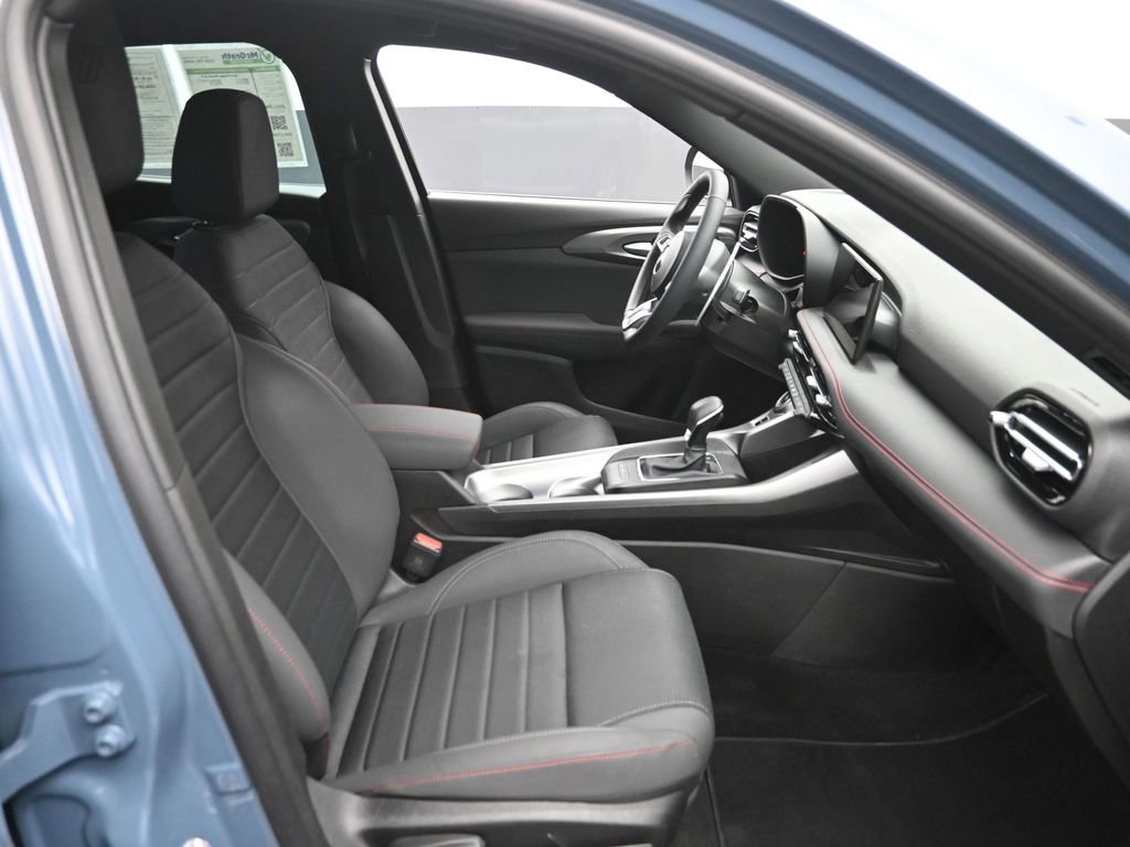 Used 2025 Dodge Hornet R/T image 7