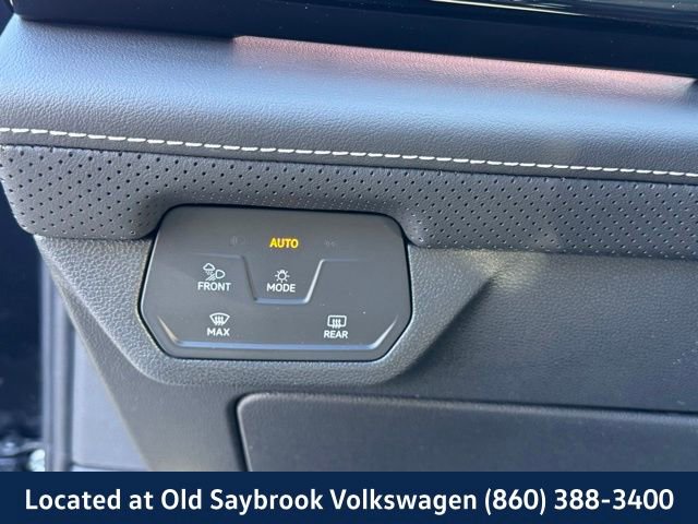 New 2025 Volkswagen Atlas Cross Sport SEL Premium R-Line image 34
