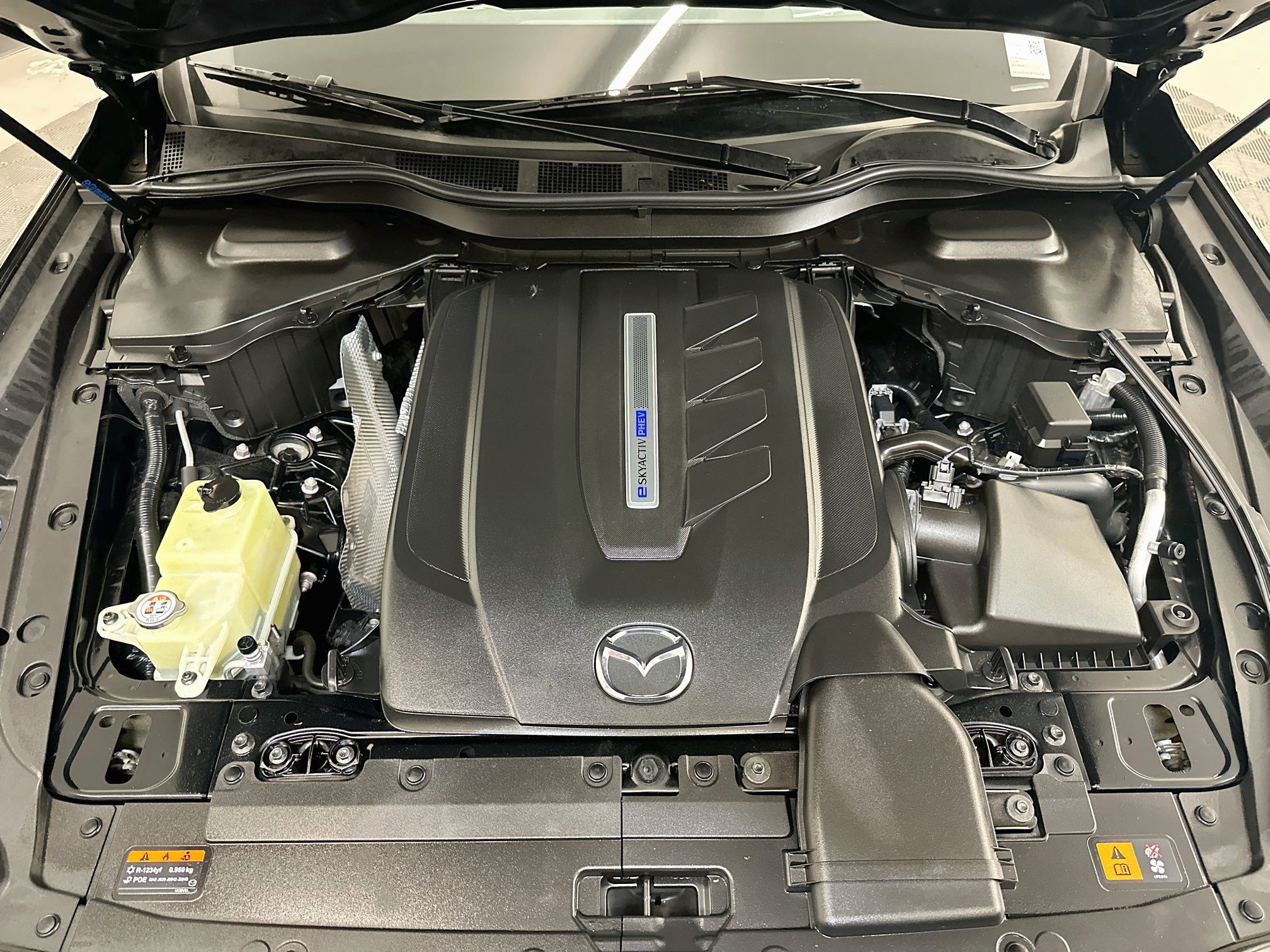 Used 2024 MAZDA CX-90 Plug-In Hybrid w/ Premium Plus AWD/4WD image 36