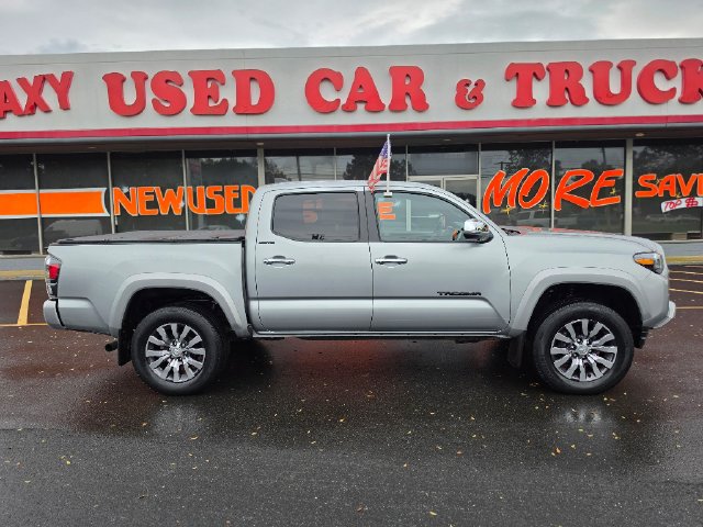 Used 2023 Toyota Tacoma Limited AWD/4WD image 8