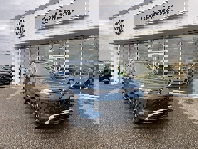 New 2026 Volkswagen Tiguan SE image 1