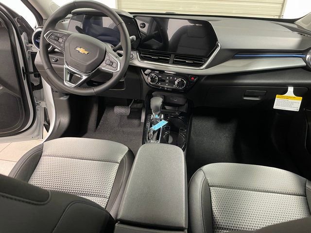 New 2026 Chevrolet Trax LT w/ Driver Confidence Package FWD image 13
