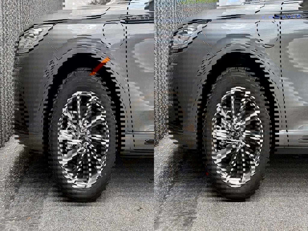 New 2025 Lincoln Corsair Grand Touring image 37