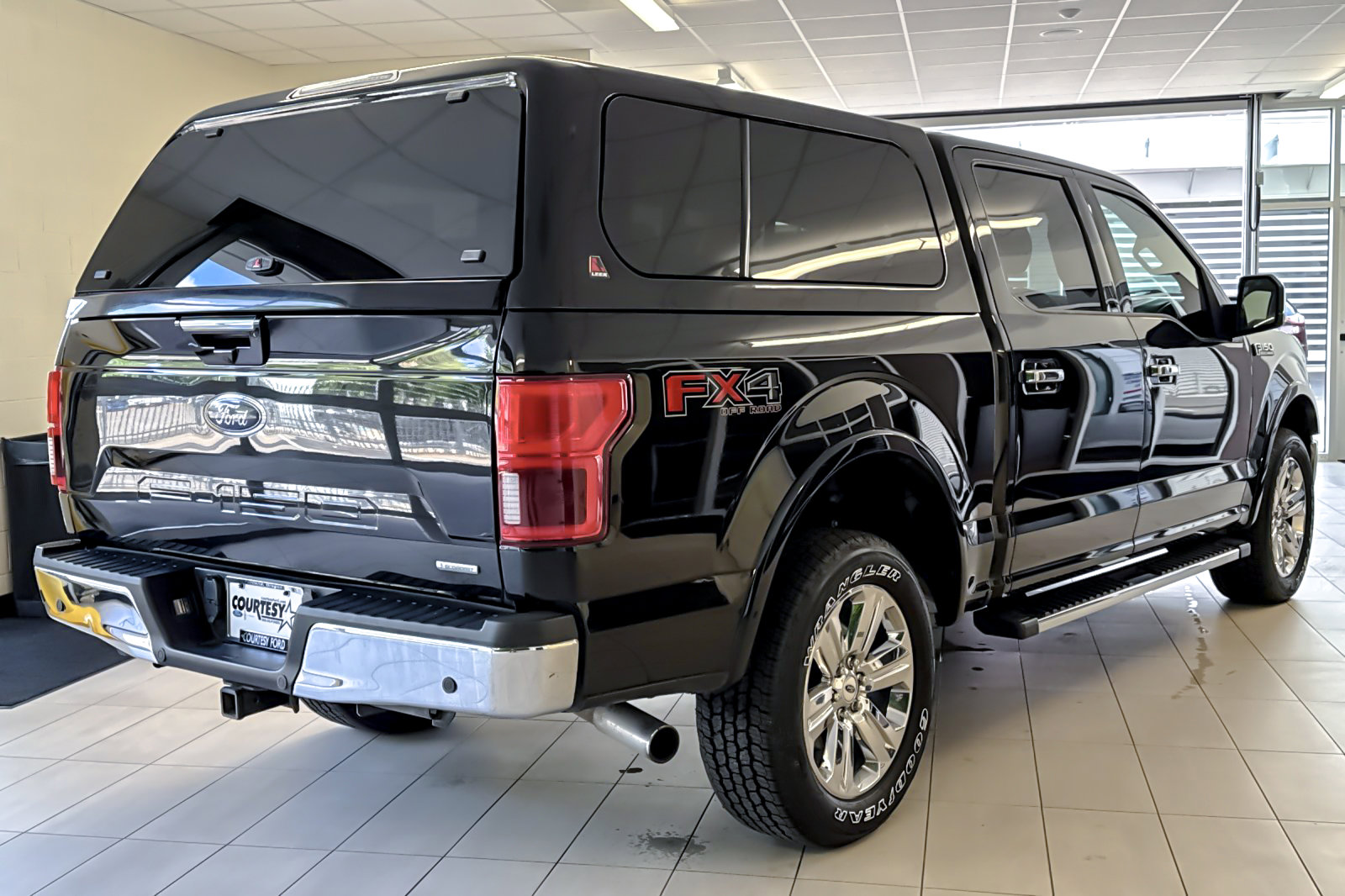 Certified 2019 Ford F150 Lariat AWD/4WD image 4