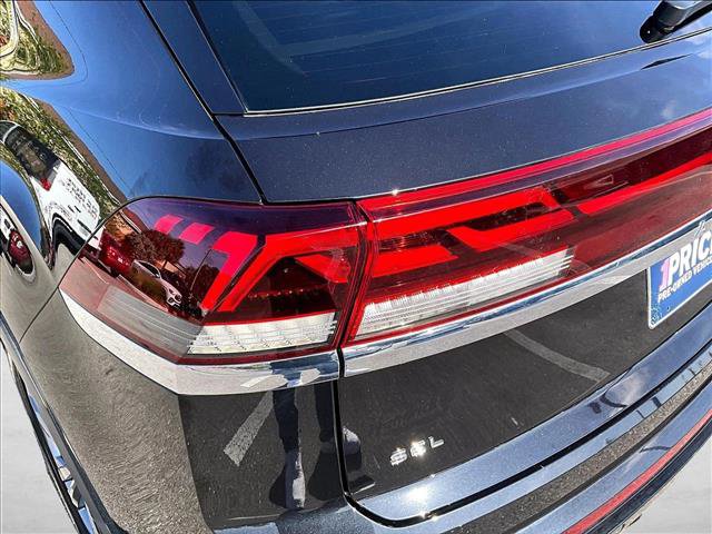 Used 2024 Volkswagen Atlas Cross Sport SEL R-Line AWD/4WD image 29