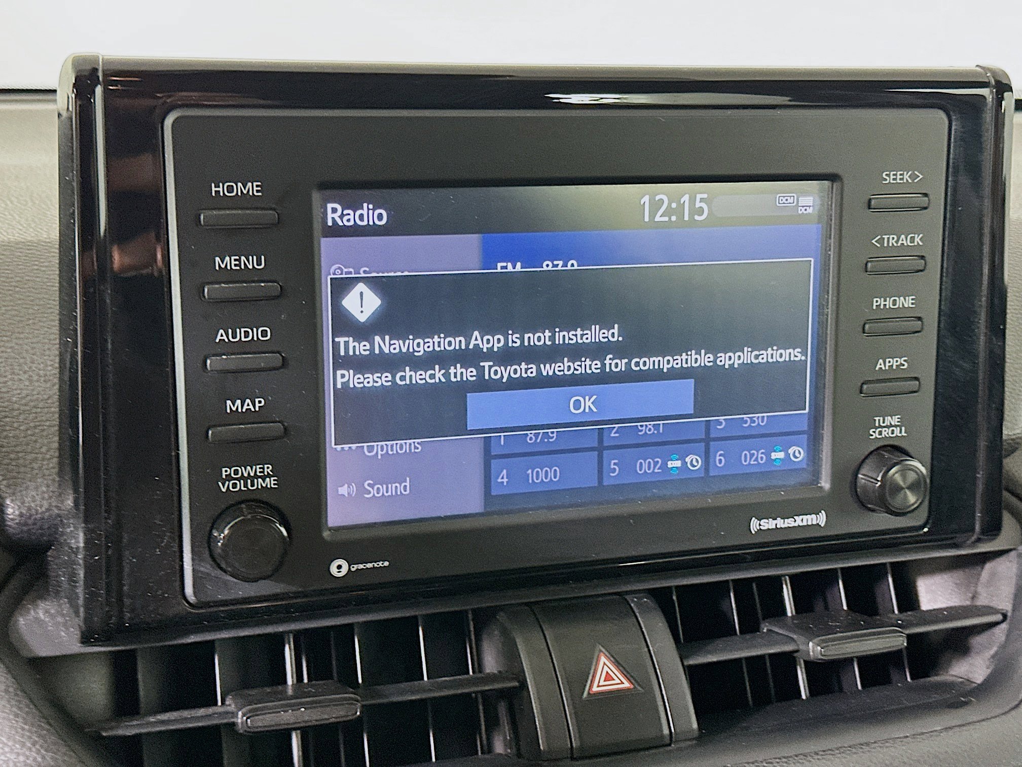 Used 2020 Toyota RAV4 LE w/ Carpet Mat Package FWD image 22