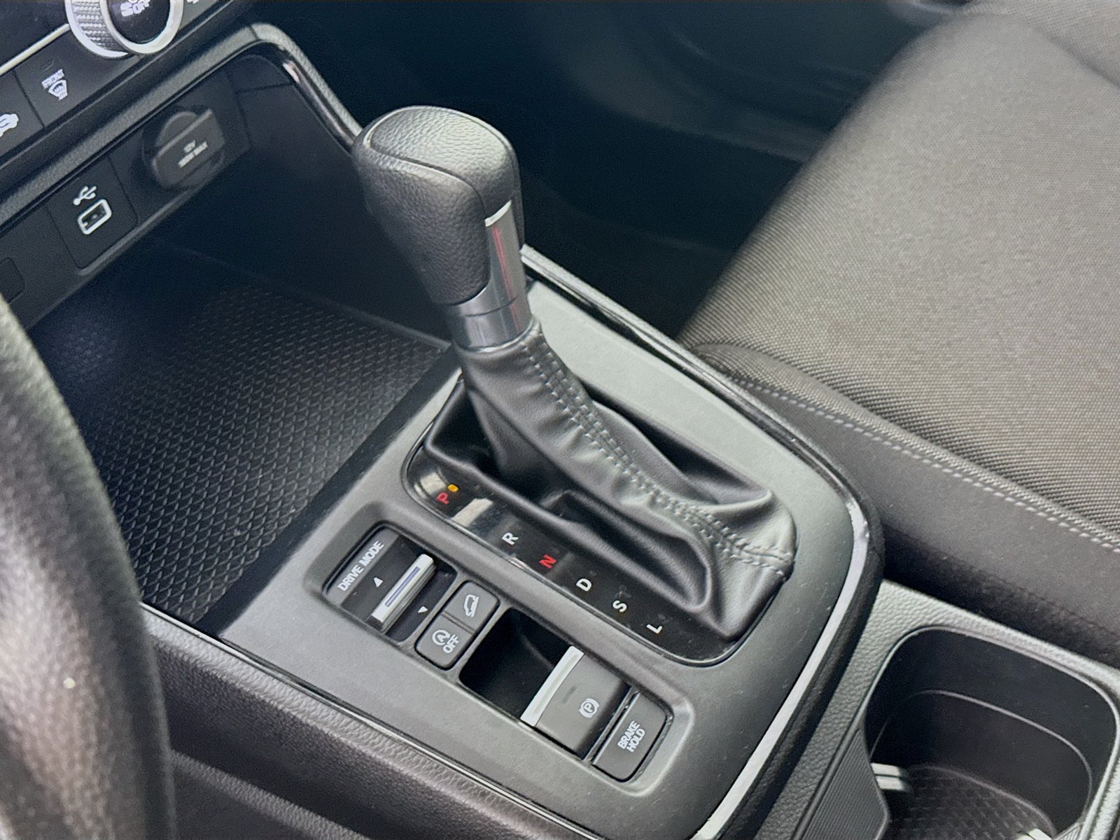 Used 2024 Honda CR-V LX image 15