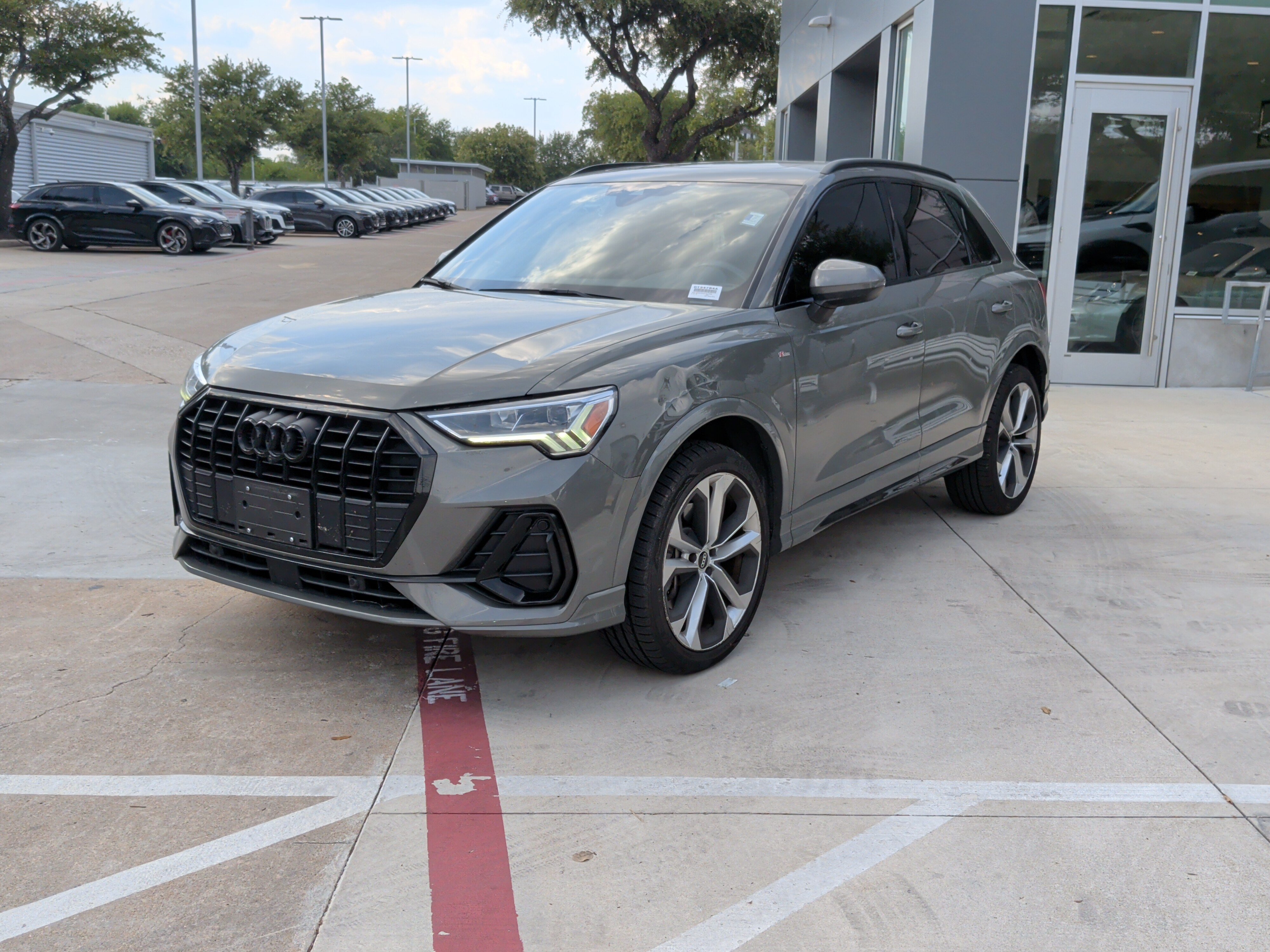 Certified 2022 Audi Q3 2.0T Premium Plus AWD/4WD image 5