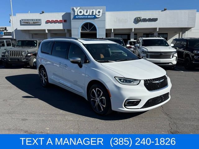 New 2026 Chrysler Pacifica Pinnacle