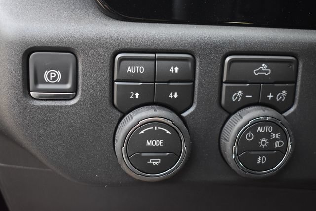 New 2026 Chevrolet Silverado 1500 LT Trail Boss w/ Dark Appearance Package AWD/4WD image 24