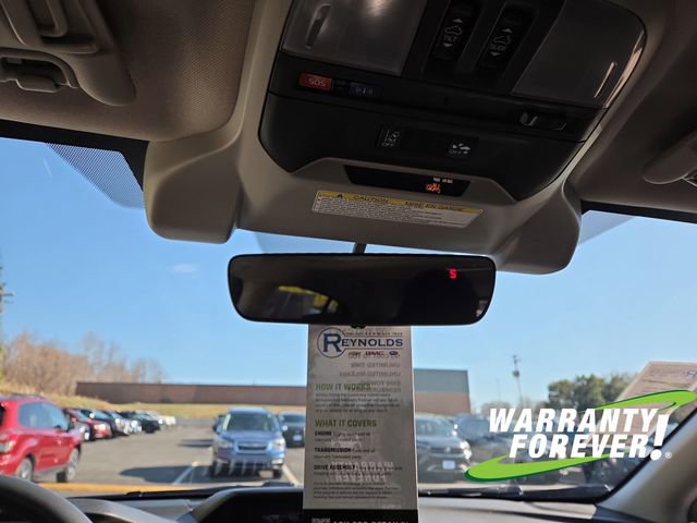 Used 2022 Subaru Crosstrek 2.0i Premium w/ Moonroof Package image 12