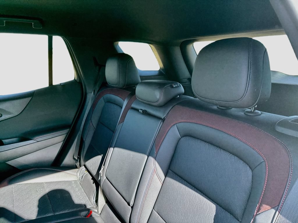Used 2025 Chevrolet Equinox RS w/ Safety and Technology Package FWD image 23