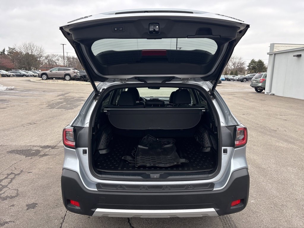 Certified 2023 Subaru Outback Limited image 7