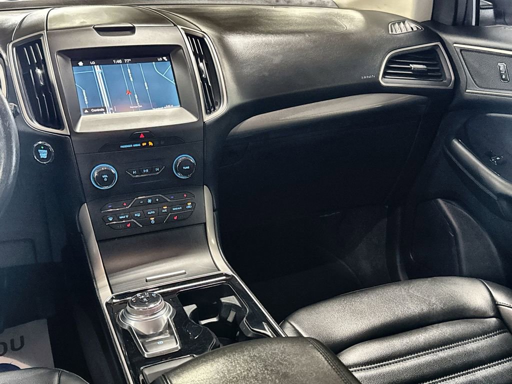 Used 2019 Ford Edge SEL w/ Equipment Group 201A FWD image 27