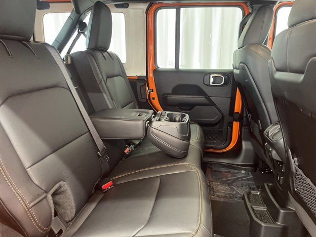 New 2025 Jeep Wrangler Sahara w/ Technology Group image 33