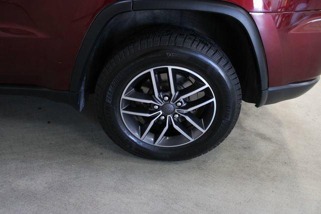 Used 2019 Jeep Grand Cherokee Limited w/ Trailer Tow Group IV AWD/4WD image 35