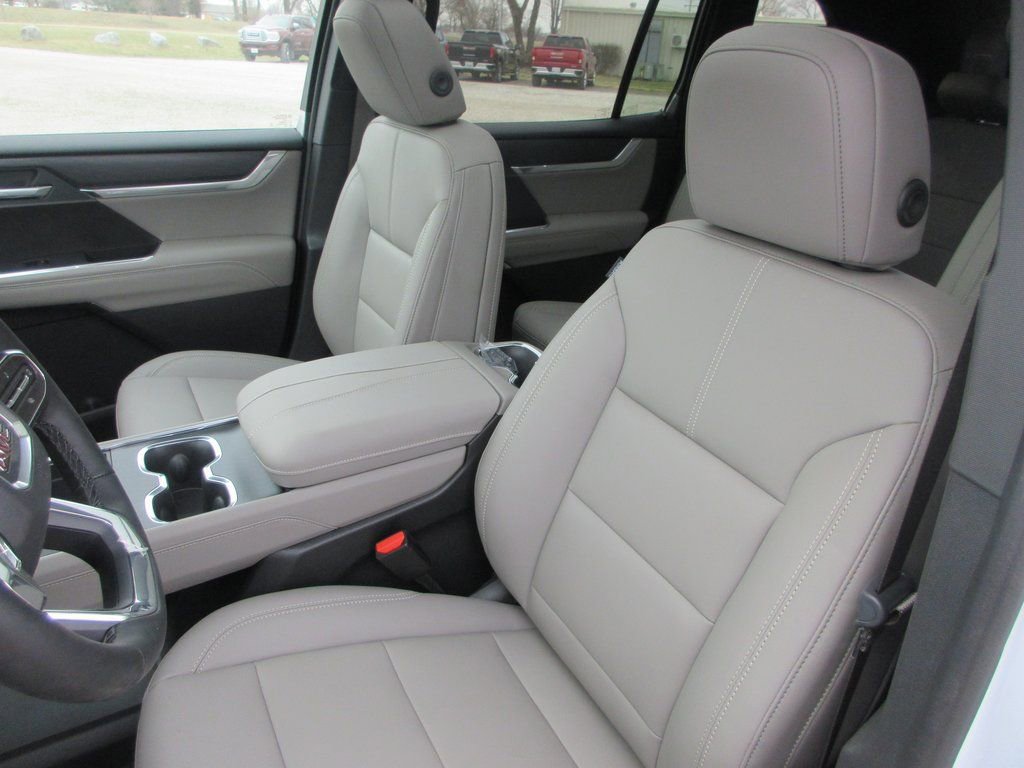 New 2026 GMC Acadia Elevation w/ Elevation Premium Package image 13