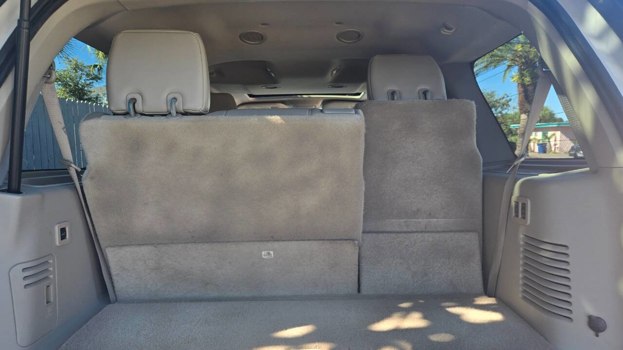 Used 2012 Ford Expedition Limited image 22