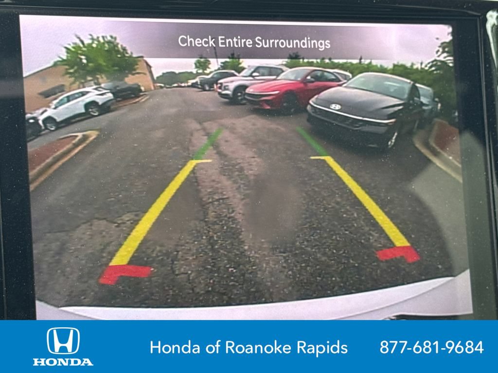 Used 2023 Chrysler Pacifica Limited FWD image 31
