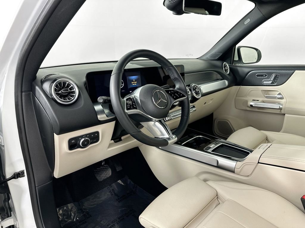 Certified 2025 Mercedes-Benz GLB 250 GLB 250 image 9