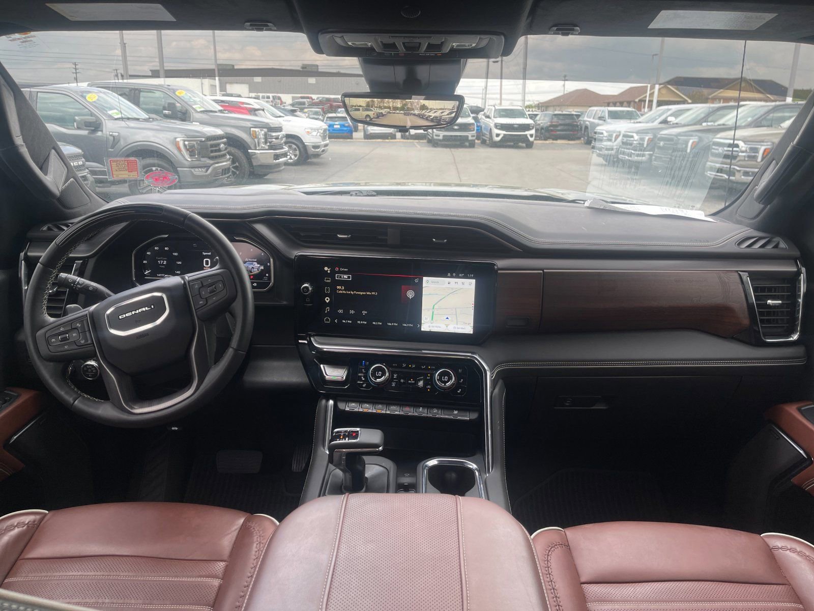 Used 2024 GMC Sierra 1500 Denali Ultimate AWD/4WD image 15