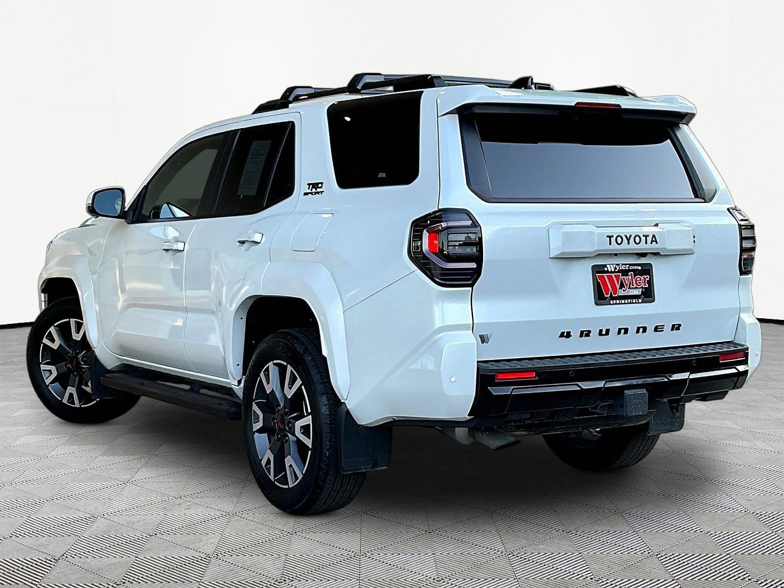Certified 2025 Toyota 4Runner TRD Sport Premium AWD/4WD image 4