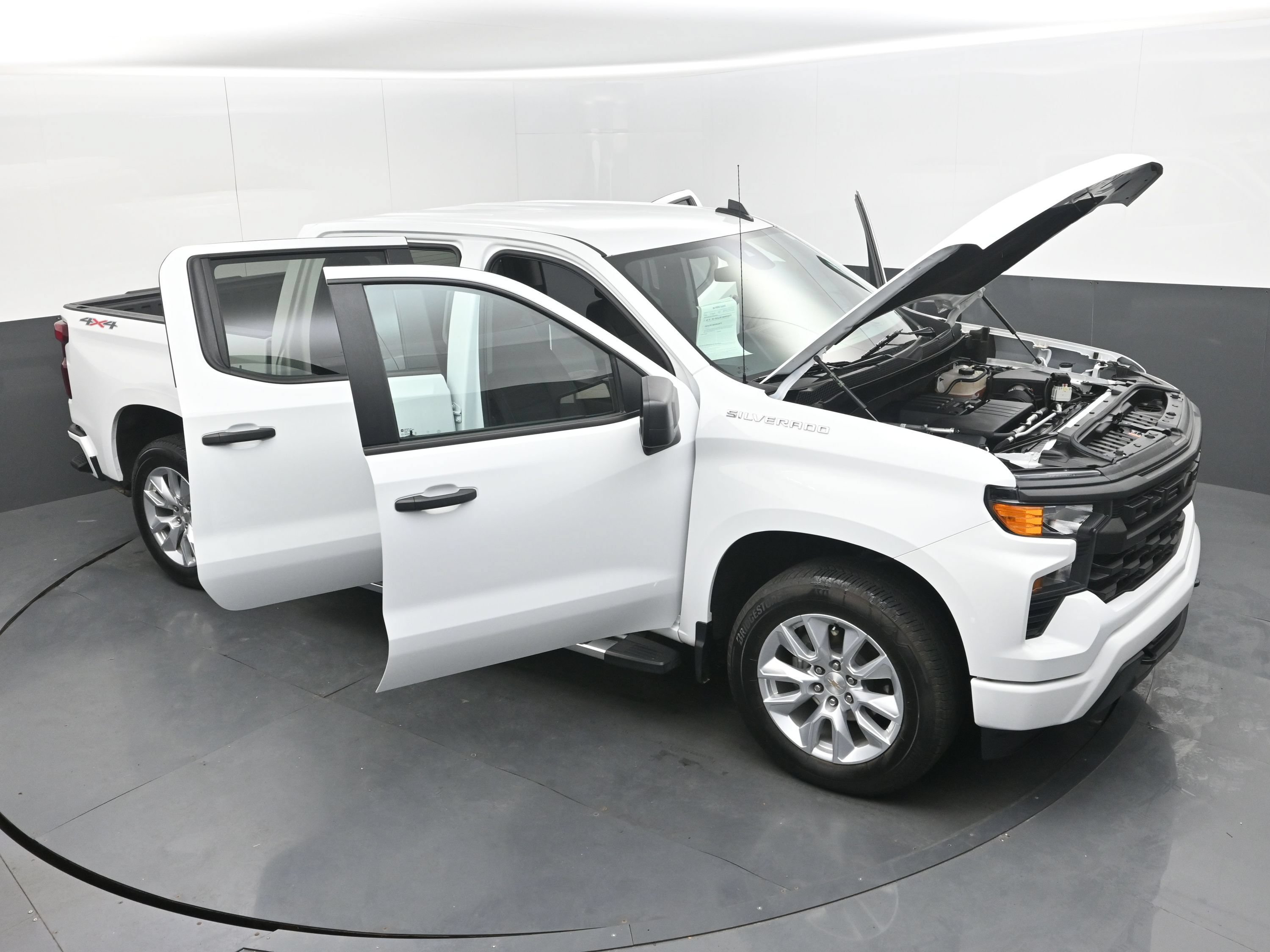 Used 2024 Chevrolet Silverado 1500 Custom AWD/4WD image 35