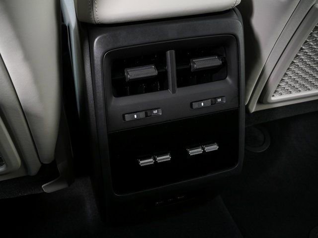 New 2026 Porsche Macan 4S Electric image 21