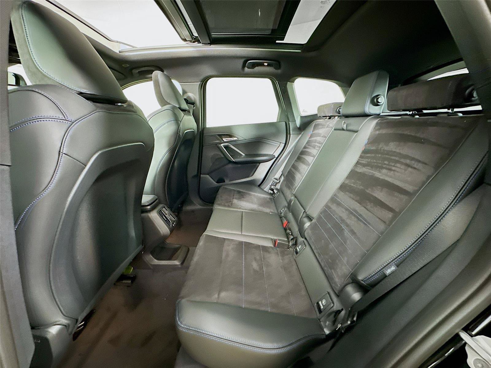 New 2026 BMW X1 xDrive28i w/ Technology Package image 24