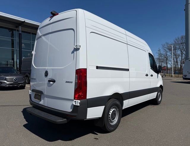Used 2026 Mercedes-Benz Sprinter 2500 image 7