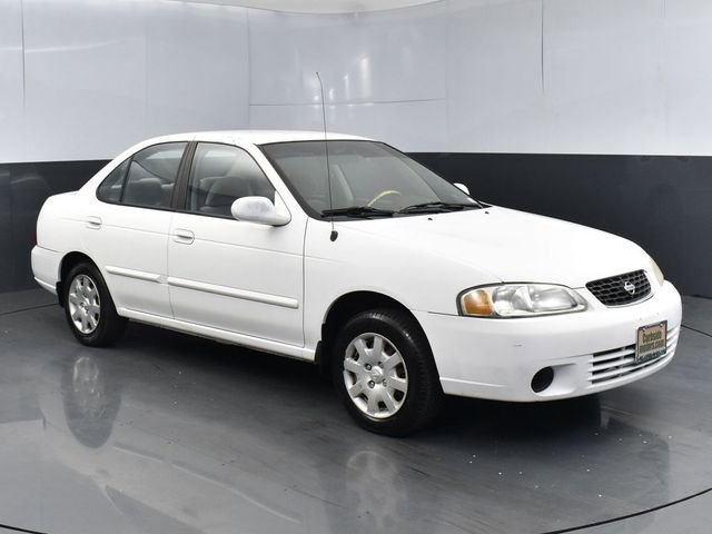 Used 2002 Nissan Sentra GXE FWD image 1