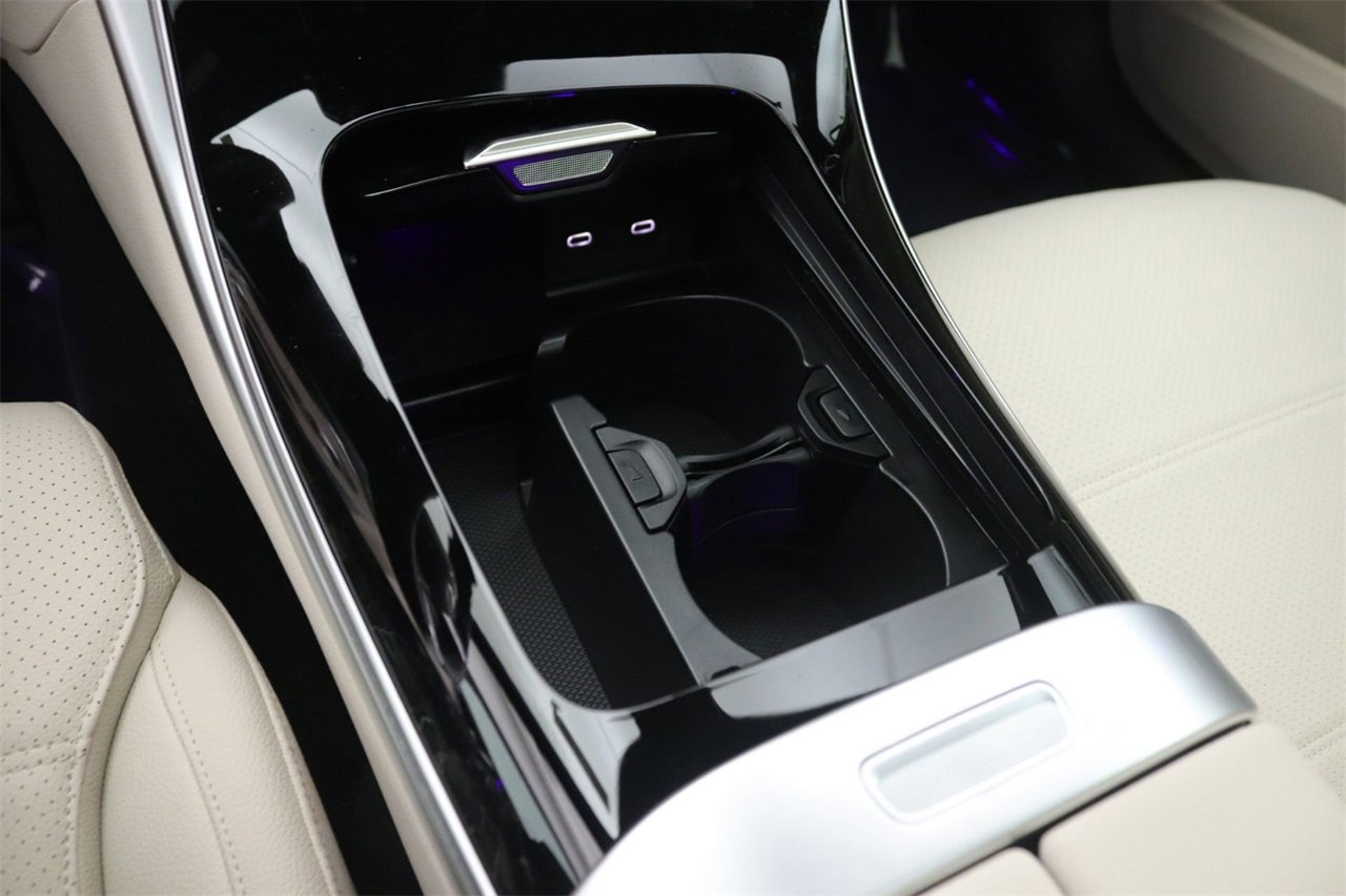 New 2025 Mercedes-Benz C 300 Sedan image 7