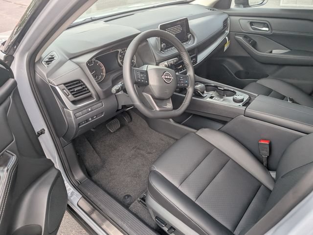 New 2026 Nissan Rogue Dark Armor AWD/4WD image 15
