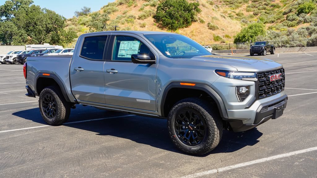 New 2026 GMC Canyon Elevation w/ Technology Package RWD image 6