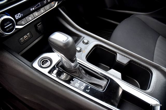 Used 2020 Nissan Sentra SV image 12