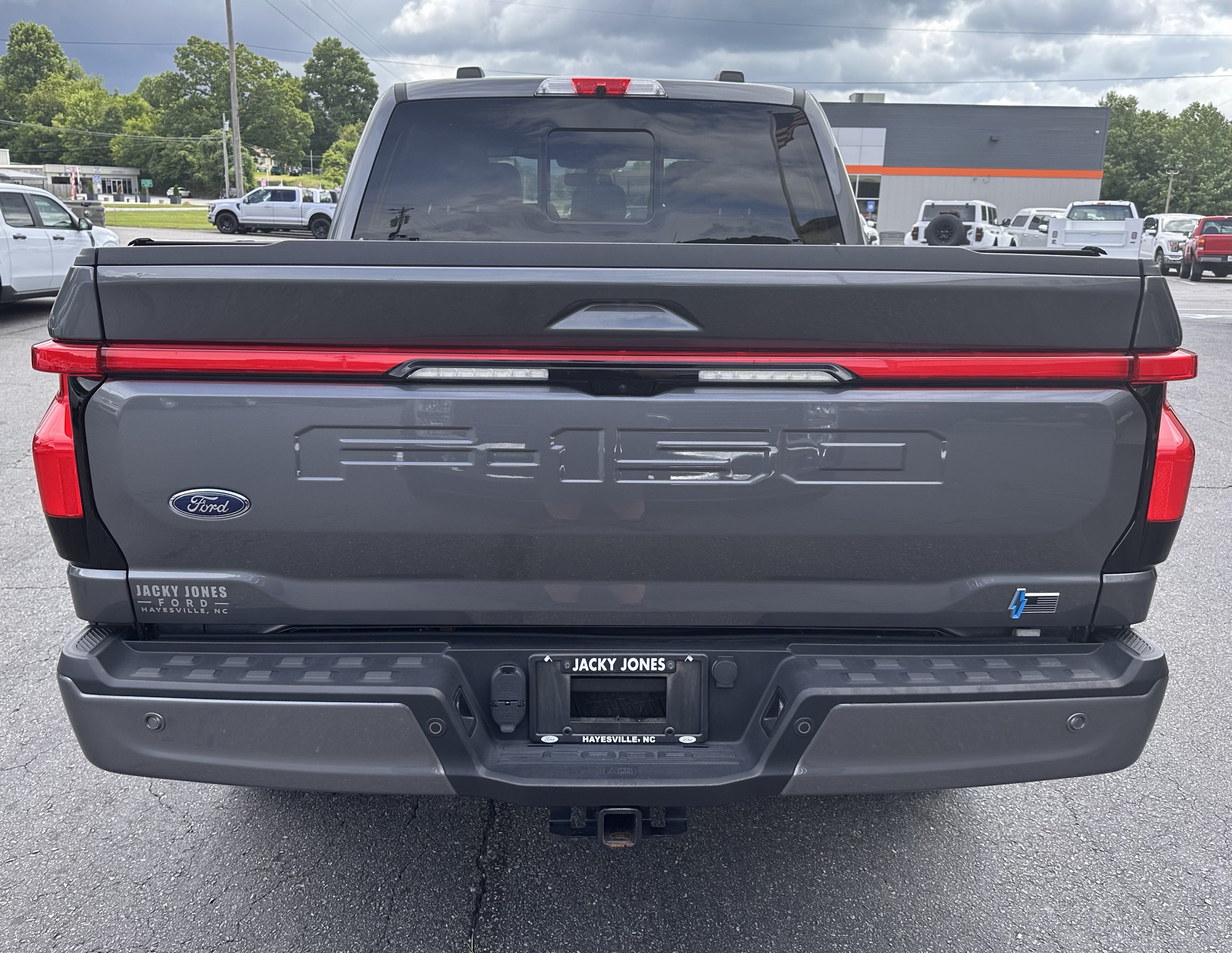 Used 2023 Ford F150 Lightning Lariat w/ Max Trailer Tow Package AWD/4WD image 7