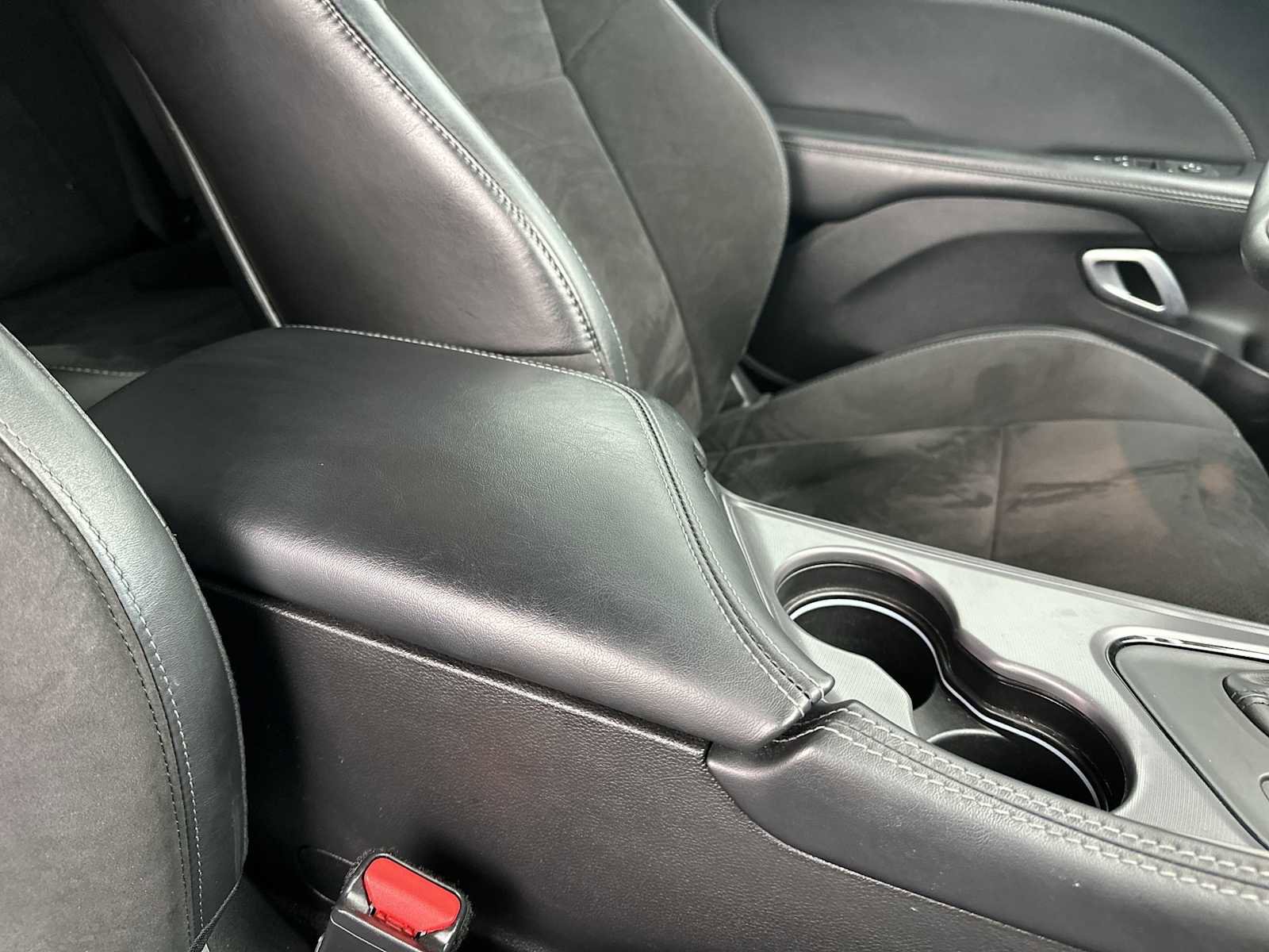 Used 2023 Dodge Challenger R/T w/ T/A Package image 22