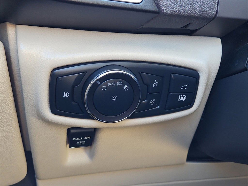 Used 2020 Lincoln Nautilus Reserve image 18