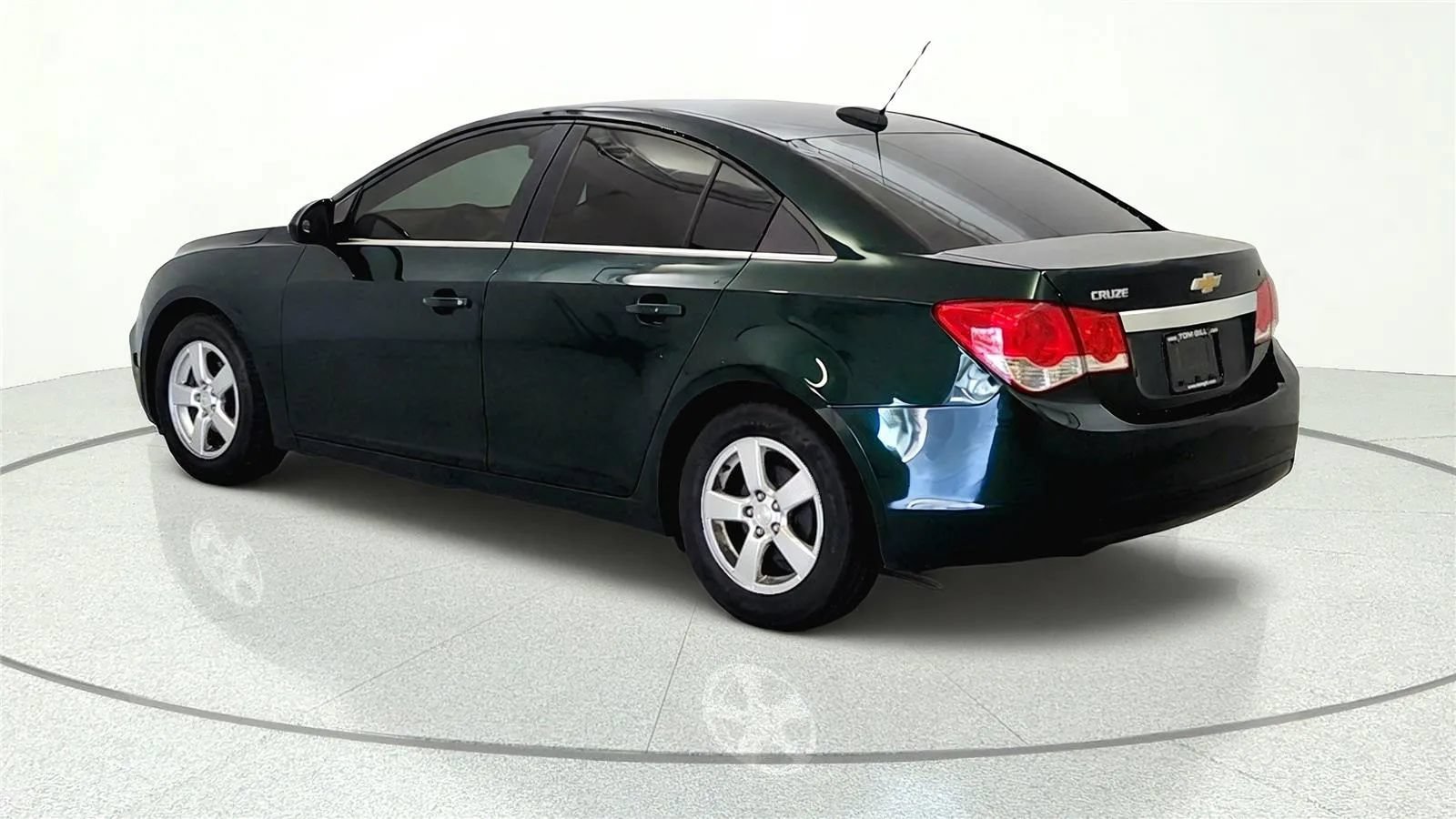 Used 2015 Chevrolet Cruze LT FWD image 4