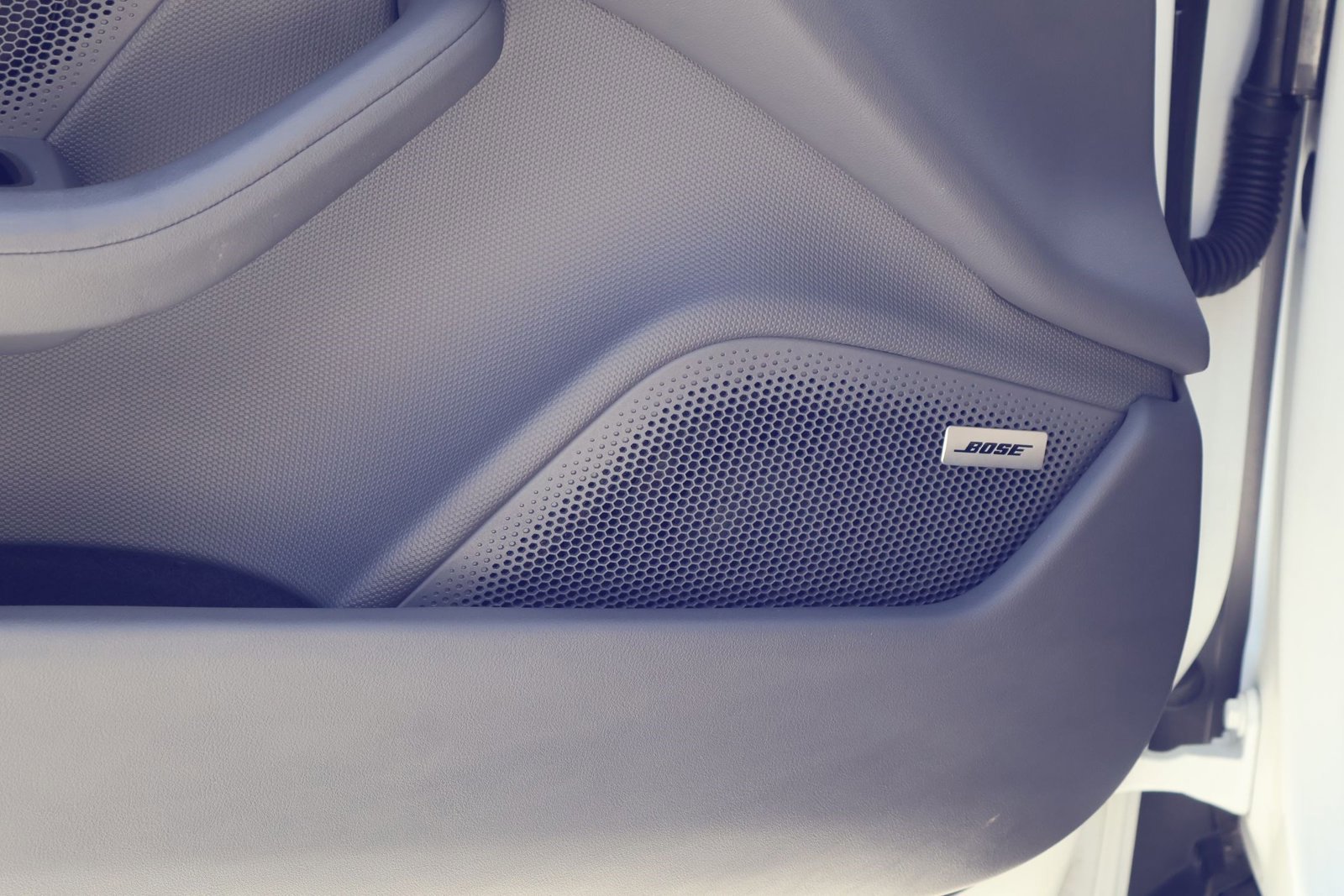 Certified 2022 Porsche Taycan image 13