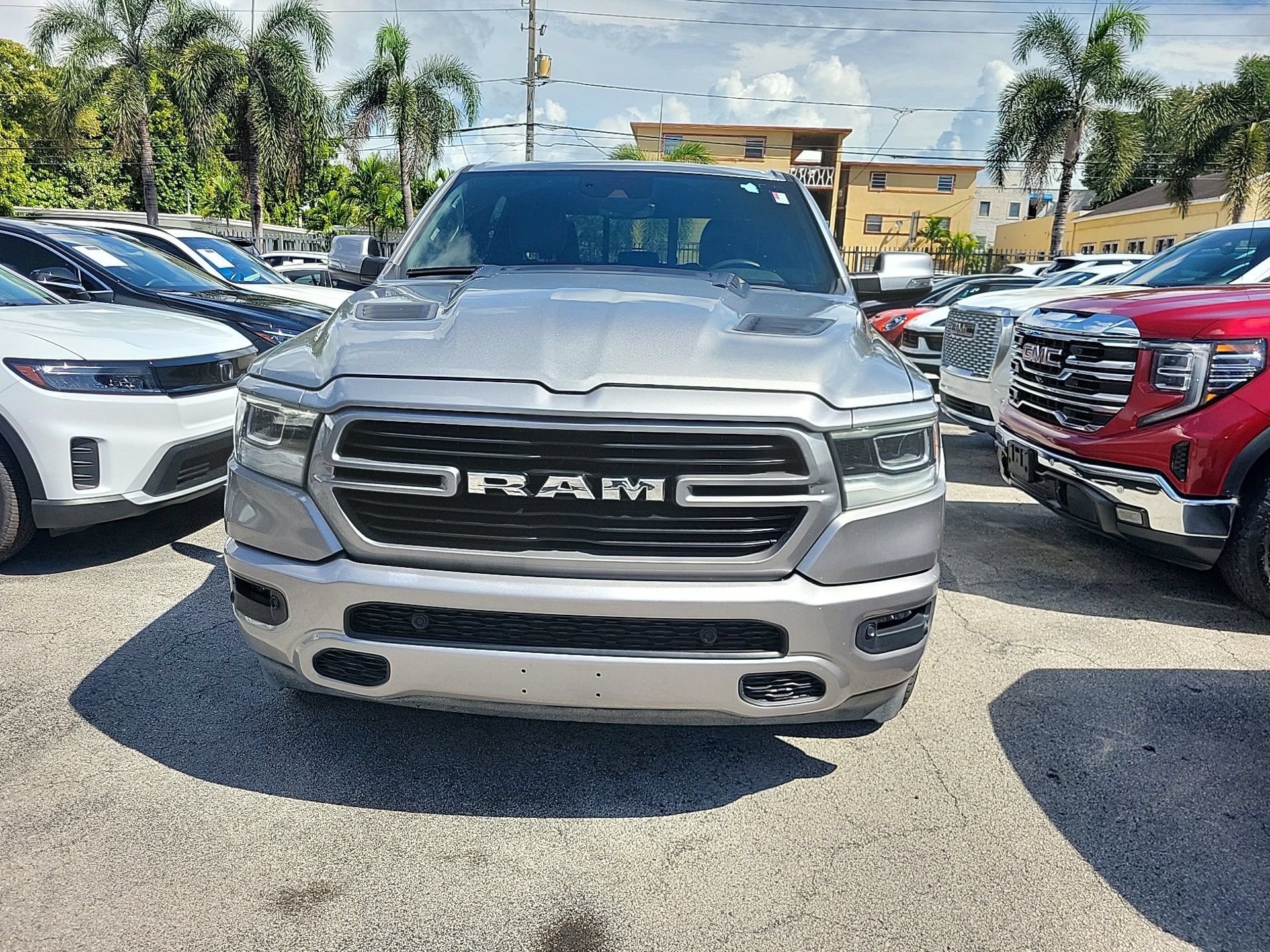 Used 2024 RAM 1500 Laramie AWD/4WD image 2