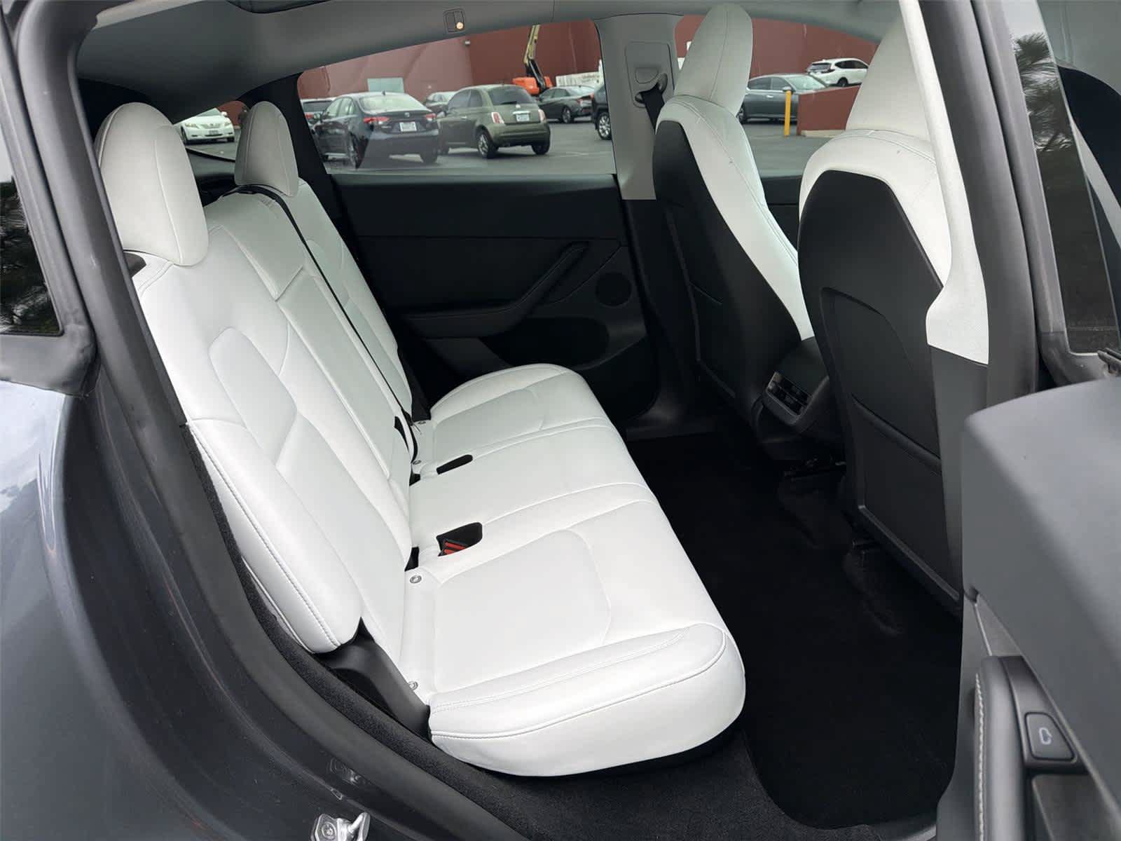 Used 2023 Tesla Model Y Performance AWD/4WD image 14
