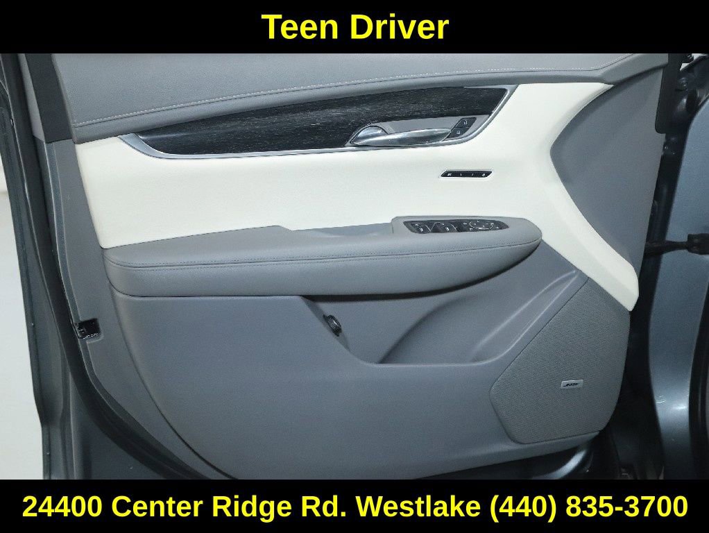 Used 2021 Cadillac XT6 Premium Luxury image 16