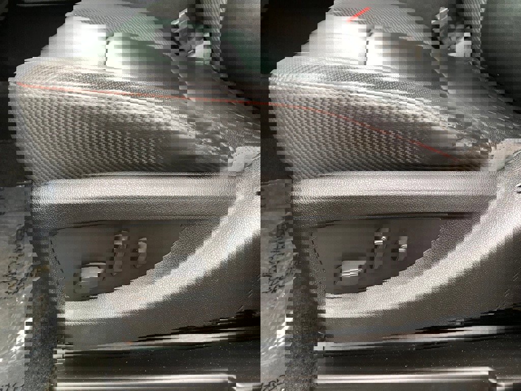 Used 2018 GMC Sierra 2500 SLT w/ Duramax Plus Package image 15