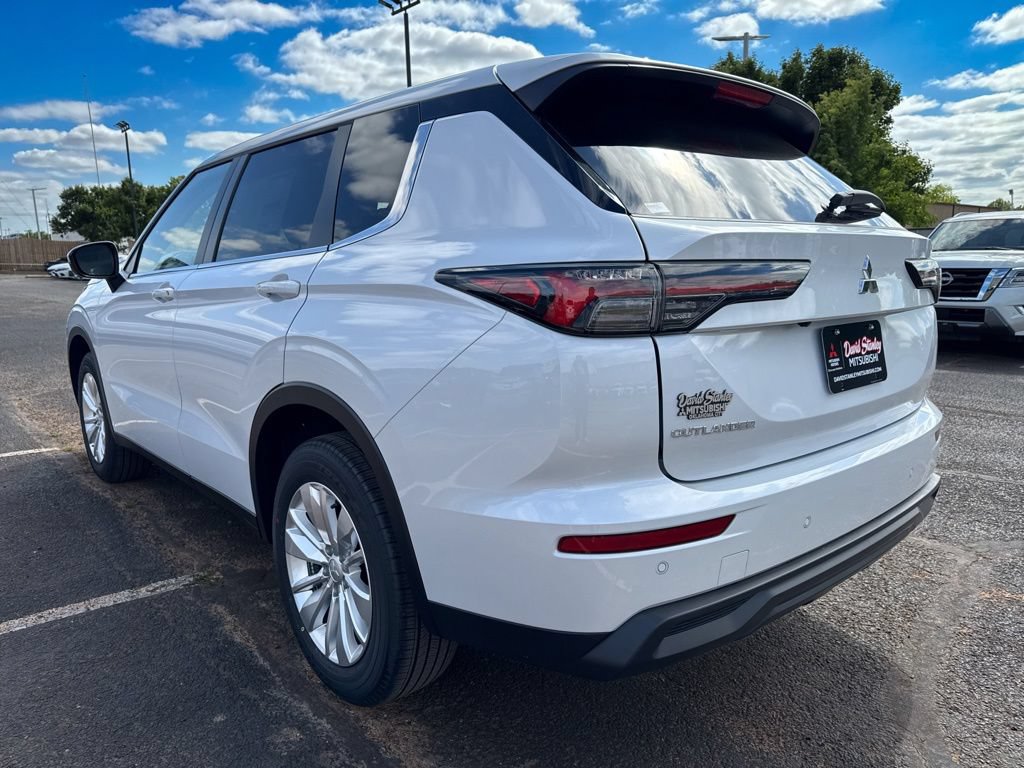 New 2026 Mitsubishi Outlander ES AWD/4WD image 6