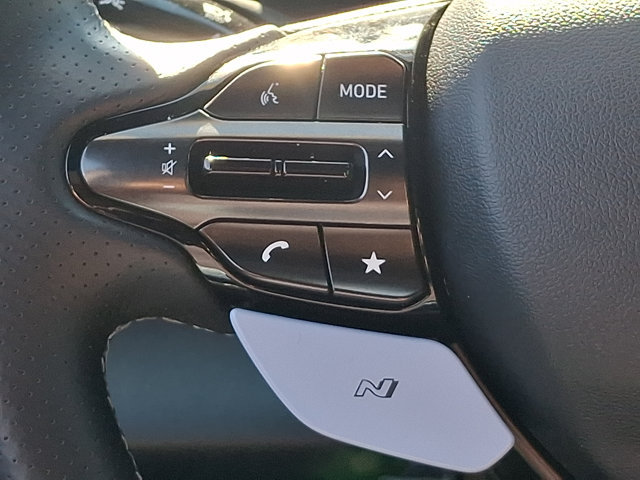 Certified 2025 Hyundai Elantra N FWD image 22